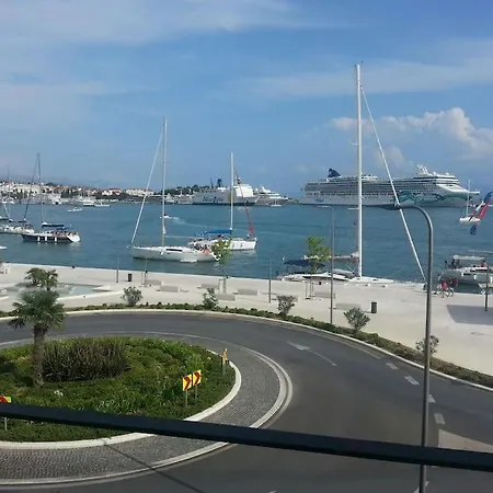 Lala Amazing Sea View شقة سبليت