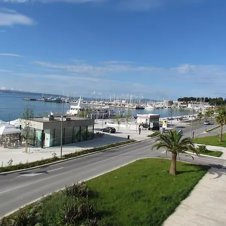 Apartment Lala Amazing Sea View